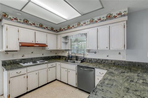 Casa en venta en South Daytona, Florida, 4 dormitorios, 188.96 m2 № 1870284 - foto 14