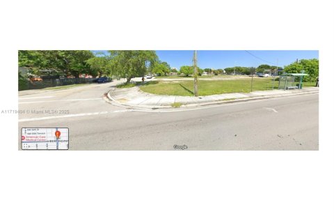 Immobilier commercial à vendre à Miami, Floride № 1960047 - photo 6