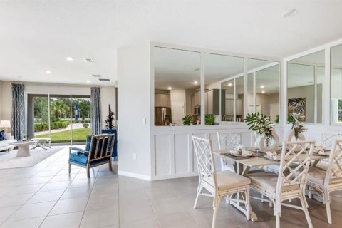 House in Sarasota, Florida 3 bedrooms, 145.39 sq.m. № 2101046 - photo 5