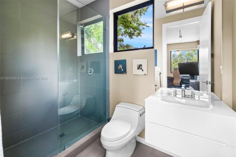 Купить виллу или дом в Саут-Майами, Флорида 6 спален, 431.62м2, № 2012562 - фото 29