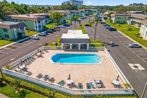 Copropriété à vendre à Tarpon Springs, Floride: 1 chambre, 62.15 m2 № 1676965 - photo 5