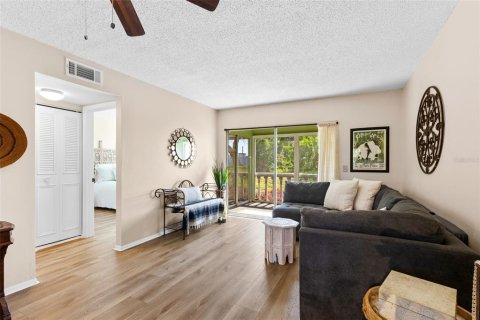 Copropriété à vendre à Tarpon Springs, Floride: 1 chambre, 62.15 m2 № 1676965 - photo 8