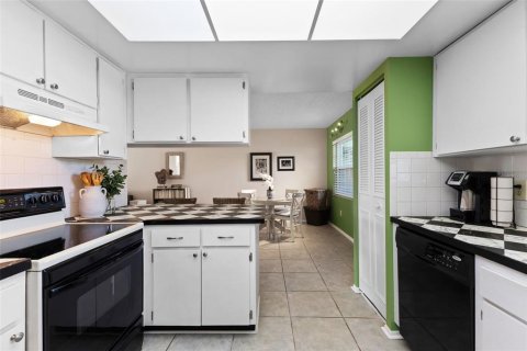 Copropriété à vendre à Tarpon Springs, Floride: 1 chambre, 62.15 m2 № 1676965 - photo 14