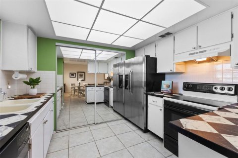 Copropriété à vendre à Tarpon Springs, Floride: 1 chambre, 62.15 m2 № 1676965 - photo 3