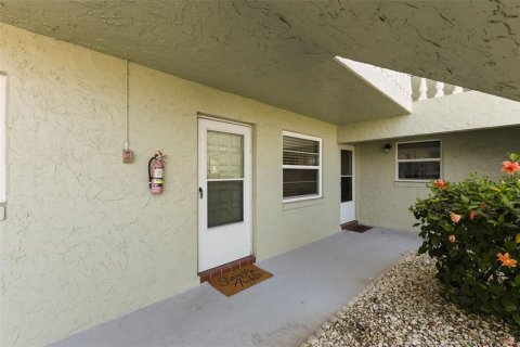 Copropriété à vendre à Tarpon Springs, Floride: 1 chambre, 62.15 m2 № 1676965 - photo 7
