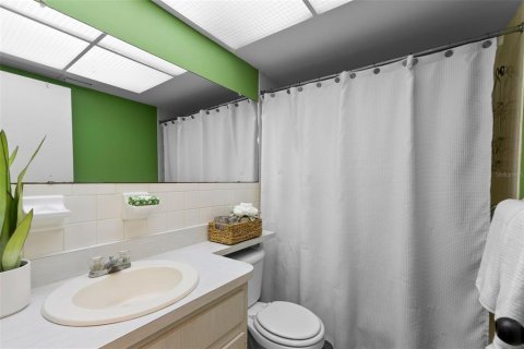 Copropriété à vendre à Tarpon Springs, Floride: 1 chambre, 62.15 m2 № 1676965 - photo 25