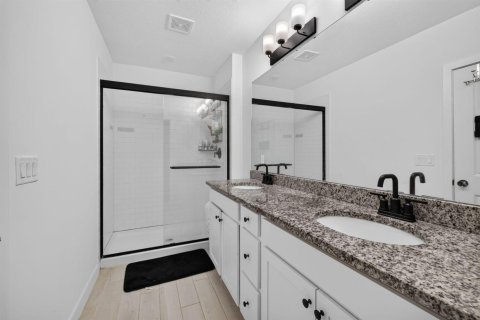 Townhouse in Port St. Lucie, Florida 3 bedrooms, 157 sq.m. № 2264947 - photo 21
