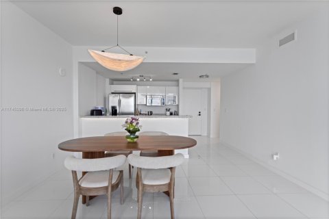 Copropriété à vendre à Miami, Floride: 1 chambre, 71.81 m2 № 1940338 - photo 15