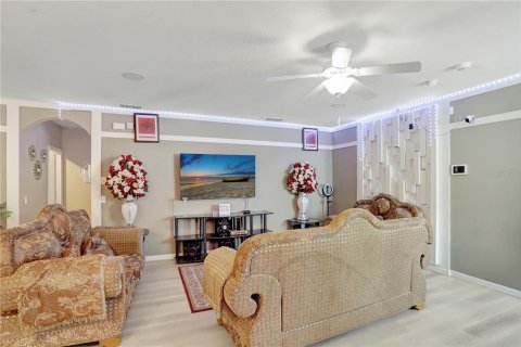 Villa ou maison à vendre à Davenport, Floride: 3 chambres, 163.79 m2 № 1824194 - photo 5