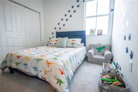 Villa ou maison à louer à Miami, Floride: 5 chambres, 207.45 m2 № 1967498 - photo 19