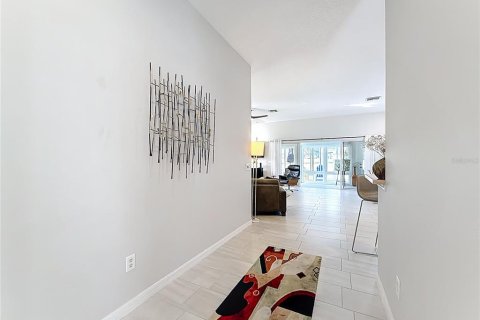 Casa en venta en The Villages, Florida, 3 dormitorios, 179.67 m2 № 2226360 - foto 8