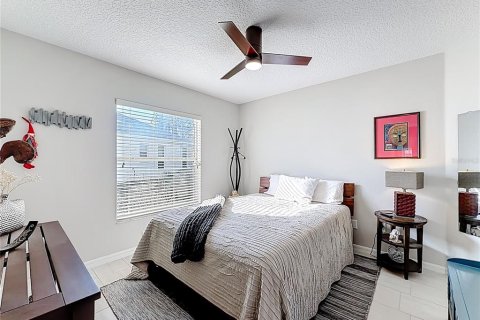 Casa en venta en The Villages, Florida, 3 dormitorios, 179.67 m2 № 2226360 - foto 30