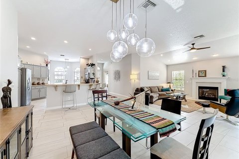 Casa en venta en The Villages, Florida, 3 dormitorios, 179.67 m2 № 2226360 - foto 21