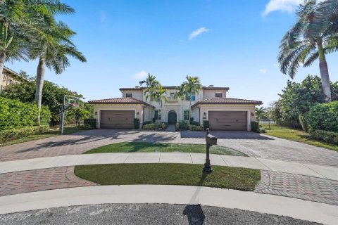 House in Boca Raton, Florida 6 bedrooms, 558.44 sq.m. № 2316333