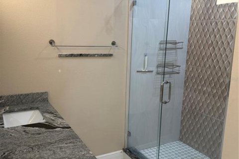 Villa ou maison à vendre à Tampa, Floride: 3 chambres, 151.06 m2 № 2285570 - photo 8