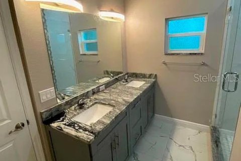 Villa ou maison à vendre à Tampa, Floride: 3 chambres, 151.06 m2 № 2285570 - photo 15