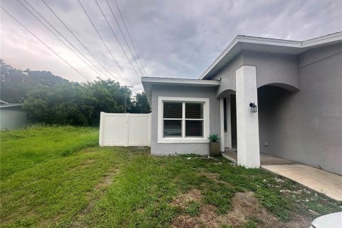 Villa ou maison à vendre à Tampa, Floride: 3 chambres, 151.06 m2 № 2285570 - photo 28