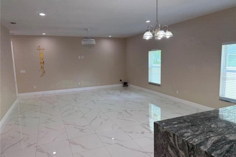 Villa ou maison à vendre à Tampa, Floride: 3 chambres, 151.06 m2 № 2285570 - photo 21