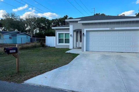Villa ou maison à vendre à Tampa, Floride: 3 chambres, 151.06 m2 № 2285570 - photo 1