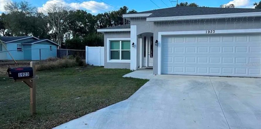 Villa ou maison à Tampa, Floride 3 chambres, 151.06 m2 № 2285570
