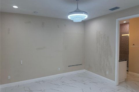 Villa ou maison à vendre à Tampa, Floride: 3 chambres, 151.06 m2 № 2285570 - photo 17