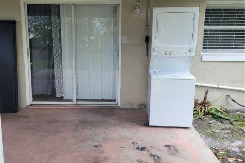 Villa ou maison à vendre à Kissimmee, Floride: 4 chambres, 156.45 m2 № 1881150 - photo 3