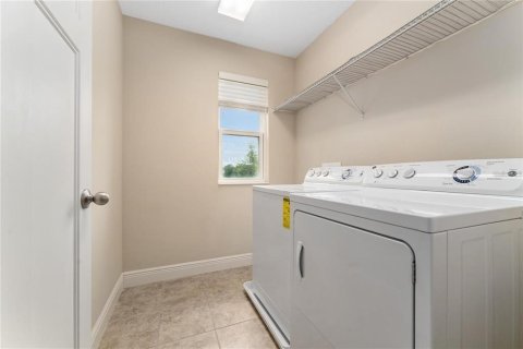 Villa ou maison à louer à Windermere, Floride: 3 chambres, 242.94 m2 № 2117630 - photo 23