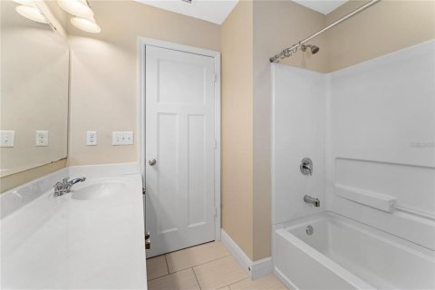 Villa ou maison à louer à Windermere, Floride: 3 chambres, 242.94 m2 № 2117630 - photo 27