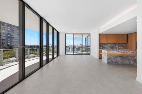 Copropriété à vendre à Miami Beach, Floride: 3 chambres, 202.34 m2 № 1955467 - photo 3