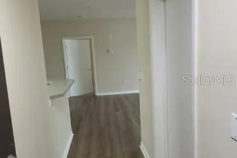 Condominio en alquiler en Orlando, Florida, 2 dormitorios, 107.67 m2 № 2233643 - foto 3