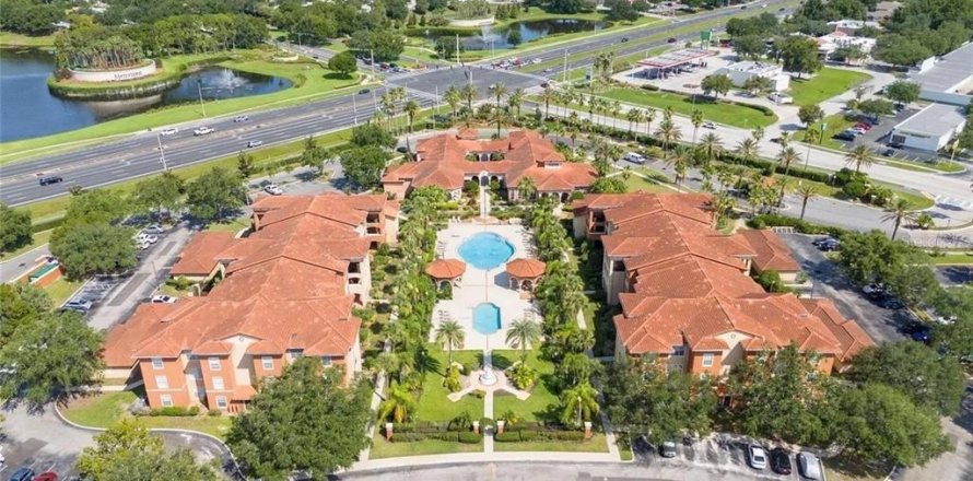 Condominio en Orlando, Florida, 2 dormitorios  № 2233643