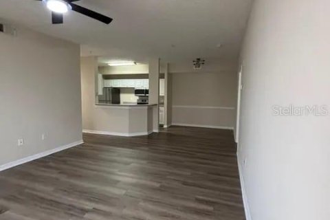 Condominio en alquiler en Orlando, Florida, 2 dormitorios, 107.67 m2 № 2233643 - foto 20