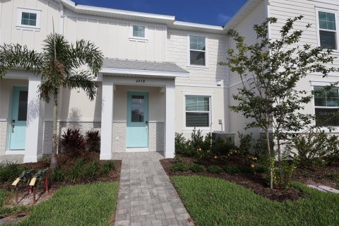Adosado en Bradenton, Florida 3 dormitorios, 158.12 m2 № 2113914