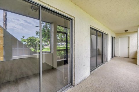 Condo in Bradenton, Florida, 2 bedrooms  № 1900310 - photo 29
