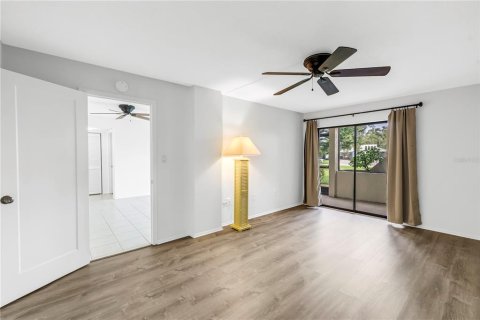 Condo in Bradenton, Florida, 2 bedrooms  № 1900310 - photo 18