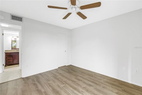 Condo in Bradenton, Florida, 2 bedrooms  № 1900310 - photo 22