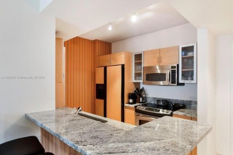 Condominio en venta en Aventura, Florida, 2 dormitorios, 99.41 m2 № 1862383 - foto 6