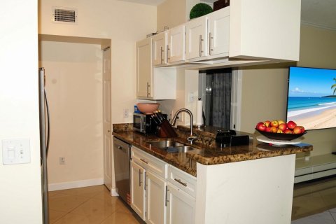 Condominio en alquiler en Coral Springs, Florida, 3 dormitorios, 116.59 m2 № 2260954 - foto 2