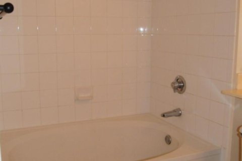 Condominio en alquiler en Coral Springs, Florida, 3 dormitorios, 116.59 m2 № 2260954 - foto 11