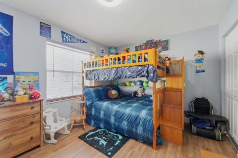 House in Lake Worth, Florida 3 bedrooms, 160.16 sq.m. № 2394789 - photo 28
