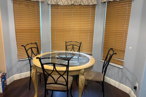 House in Lake Worth, Florida 3 bedrooms, 160.16 sq.m. № 2394789 - photo 6