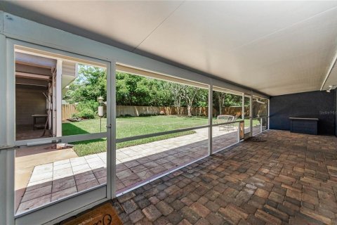 House in Tampa, Florida 3 bedrooms, 152.92 sq.m. № 1858382 - photo 25