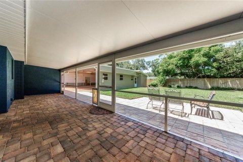 House in Tampa, Florida 3 bedrooms, 152.92 sq.m. № 1858382 - photo 27