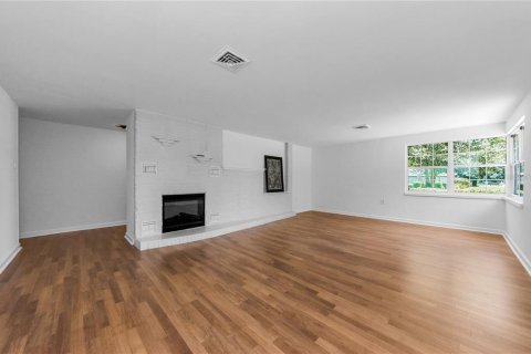 House in Tampa, Florida 3 bedrooms, 152.92 sq.m. № 1858382 - photo 5