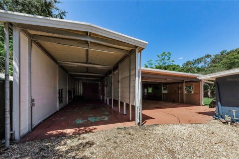 House in Tampa, Florida 3 bedrooms, 152.92 sq.m. № 1858382 - photo 20