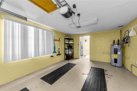 House in Tampa, Florida 3 bedrooms, 152.92 sq.m. № 1858382 - photo 19
