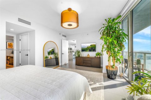 Снять в аренду кондоминиум в Майами, Флорида 3 спальни, 169.55м2, № 1697248 - фото 11