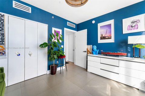 Снять в аренду кондоминиум в Майами, Флорида 3 спальни, 169.55м2, № 1697248 - фото 21