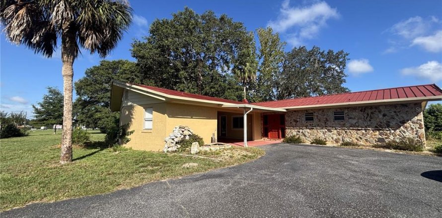 Villa ou maison à Belleview, Floride 3 chambres, 144.83 m2 № 1904560
