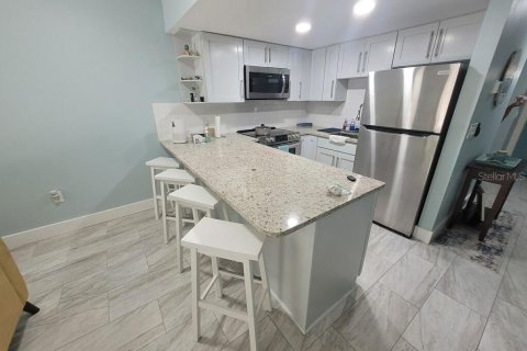 Townhouse in Flagler Beach, Florida 2 bedrooms, 111.11 sq.m. № 1813184 - photo 4
